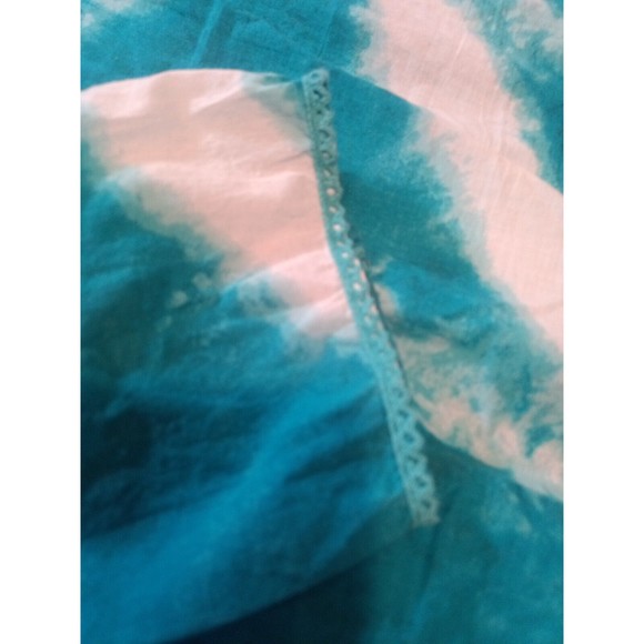 Art and Soul - Boho Tunic Large 3/4 Sleeve Tie-Die Turquoise/White Smocked Front - Picture 4 of 8